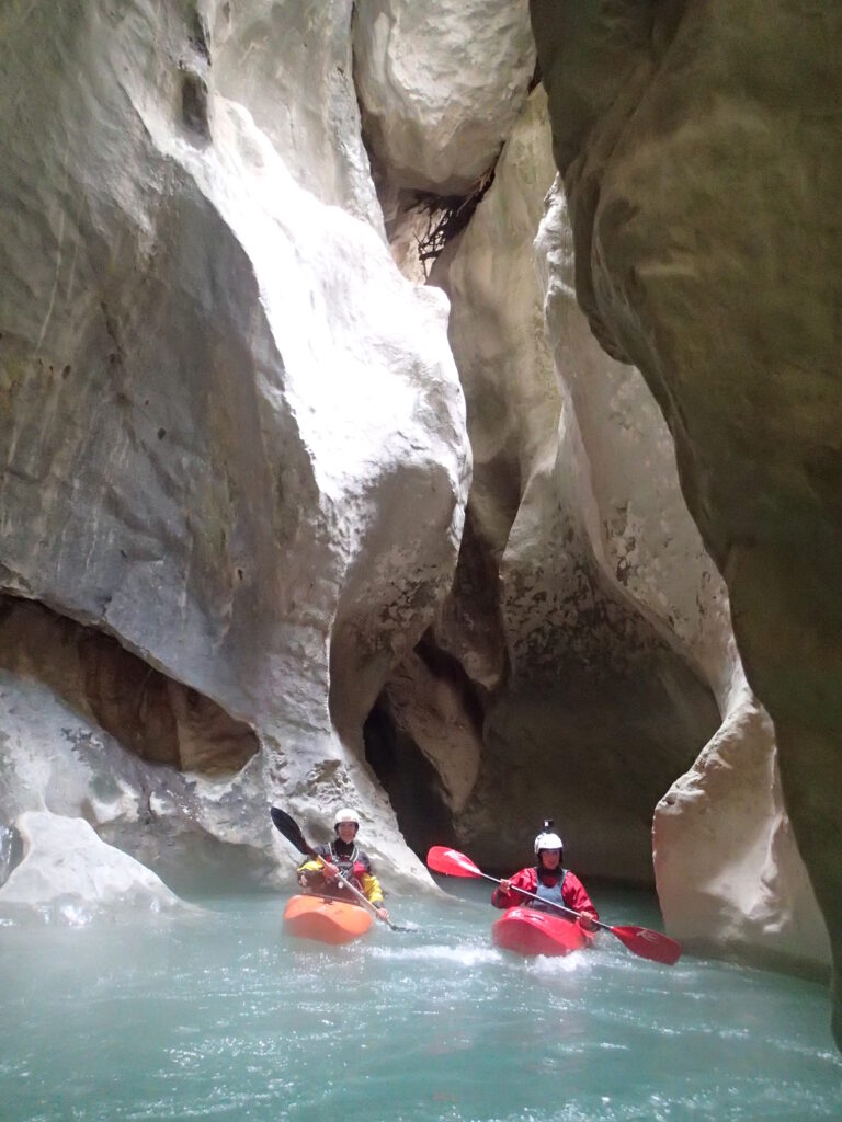 In der dritten Kammer des L`Imbut. Hier ist das Wasser total ruhig.